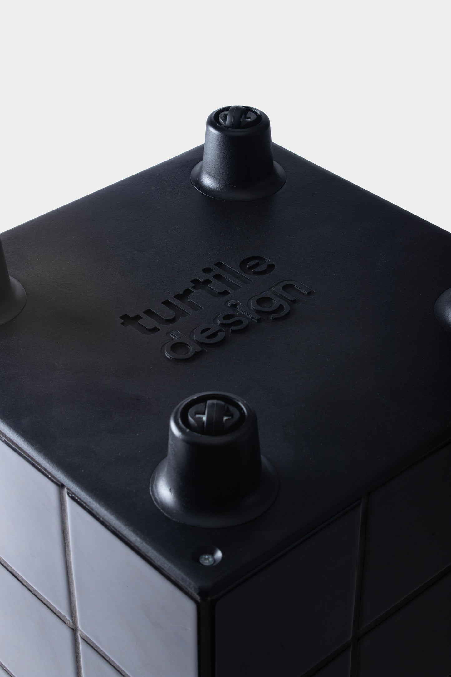 Tile Box · Noir